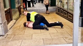 Drunk Thief Assaults Greggs Security Guard – Police Take Him Down with Chokehold