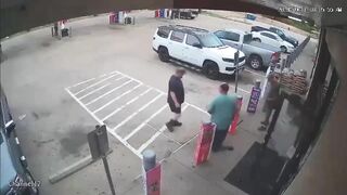 Man Hospitalized, Suspect in Custody After Shooting in Texas Parking Lot