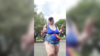 Does she really look in the mirror and think, “Yep, this is attractive”?