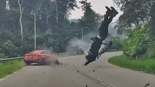 Wild Dashcam Footage: Illegal Motorcycle Race Ends in Violent Crash