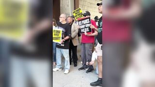 This is the most pathetic ICE protest I've ever seen!