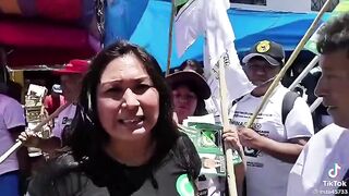 MOMENT Peru journo SUSY ISABEL APONTE POLO SHOT DEAD at POINT-BLANK RANGE