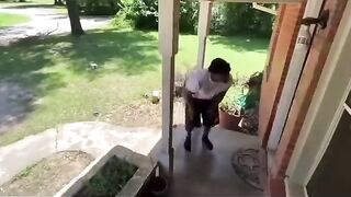 Package thief sh*ts himself