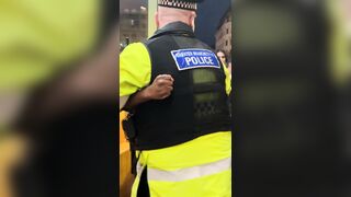 Man Takes Police Officers cuffs.... Doesn't end well