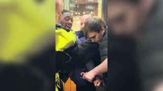 Man Takes Police Officers cuffs.... Doesn't end well