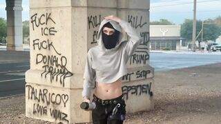 Anti-ICE rioters are now out spraypainting “KlLL DONALD TRUMP” on columns at the site