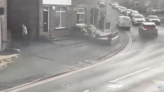 UK: Man arrested after bow and arrow fired in street