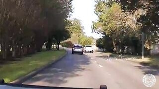 Florida man throws cash out window while leading Pearland police on chase