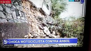 Reporter and Cameraman Hit While Live Streaming a Landslide in Mexico