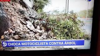 Reporter and Cameraman Hit While Live Streaming a Landslide in Mexico