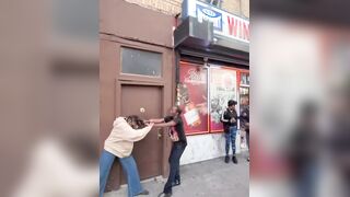 Street Brawl Outbreaks in Brownsville as Crowd Looks On