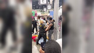 Chaos Erupts at ComplexCon as Massive Fight Breaks Out
