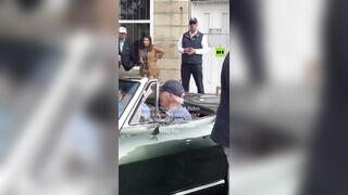 Ol' Biden spotted in Newport—looking a little CONFUSED in his 1967 Chevrolet Corvette