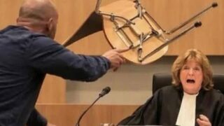 Father Throws Chair at judge after Driver who K!lled his Family got 120 Hours of Comm