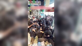 Now this's a real black Friday! Obese Ninjas