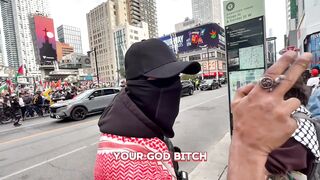 Unmasking a Pakistani jihadi During Rally in Toronto