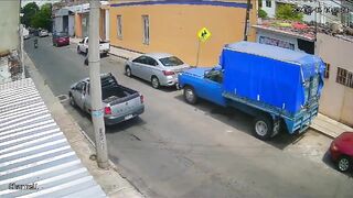 Violent murder captured in broad daylight in Guanajuato