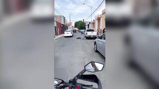 Violent murder captured in broad daylight in Guanajuato