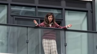 Toronto woman crashes out
