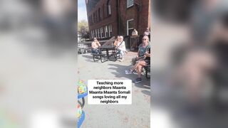 White liberal women take a Somali lesson so they can embrace their Somali neighbors