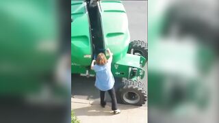 Demented Karen was caught on camera snipping hydraulic lines on a boom lift