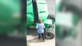 Demented Karen was caught on camera snipping hydraulic lines on a boom lift