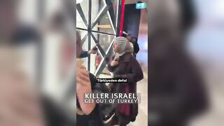 Israeli Jew at a mall in Turkey almost got lynched!
