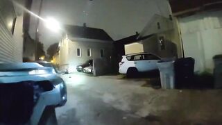 17-year-old armed with a rifle is shot by Milwaukee police officer