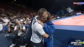 Japanese Female judoka Uta Abe has a mental breakdown after losing for the first time in 5 years