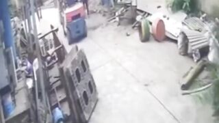 Final Destination Death: Worker is Killed Instantly by Falling Cement Pillar