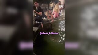 Topless Tourist's Fountain Swim Sends Locals in Florence Over the Edge...(Big Deal)