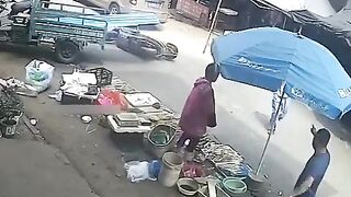 Poor Guy driving his Scooter dies in Bizarre Slit Throat Accident