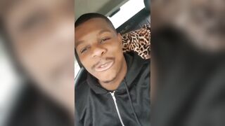 Funny Uber Driver Records when 2 Girls start Fighting in his Back Seat