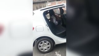 Funny Uber Driver Records when 2 Girls start Fighting in his Back Seat