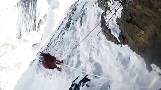 During Ascent of Mt. Everest, Climbers are Face to Face with Frozen to Death Climber