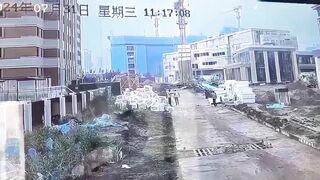 When the Crane Operator Hits the Wrong Lever....Don't Stand There either man