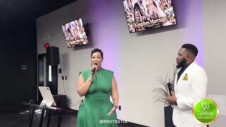 Pastor Tells Stunned Congregation He's Taken Second Wife Is In a Polygame Marriage