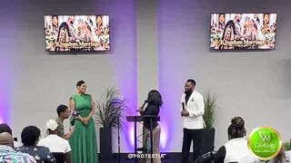 Pastor Tells Stunned Congregation He's Taken Second Wife Is In a Polygame Marriage
