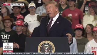 Trump Roasts Heckler with Boyfriend Jab at Ohio Rally