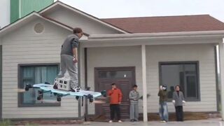 While everyone else stuck in traffic this guy has taken to the skies on flying skate