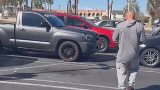 This guy was je**ing off in front of DD’s discount n Palmdale