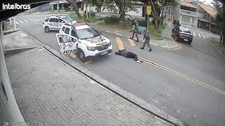 Knife-Wielding Man Confronts Police in Brazil, Shot During Encounter