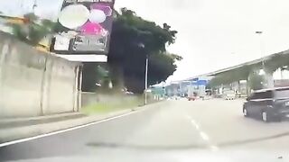 Idiot driver causes traffic policeman had accident
