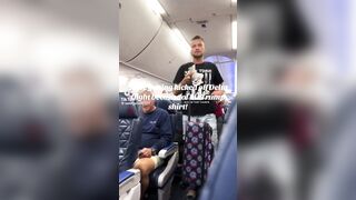Guy Thrown off a Delta Flight For Wearing a Trump Shirt.