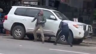 Hero Man defends his Family from Illegal Immigrants trying to Steal his SUV