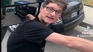 Beta Male Karen Freaks out on Garbagemen for Leaving Some Paper Behind.