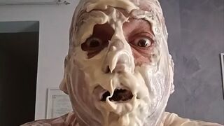 Mayonnaise and cookies – He seems to like it