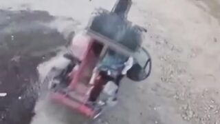 Tip #1 for you Guys. You Can't Stop an Excavator with your bare Hands. Driver and Helper Die