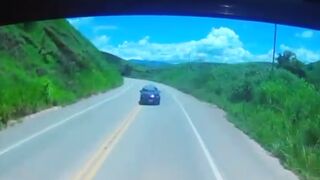 Buckle Up, this is Brutal. Truck Cam captures Moment 4 Died instantly