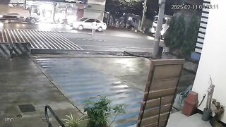 Construction Worker has about the Worst Death you can Imagine. Watch